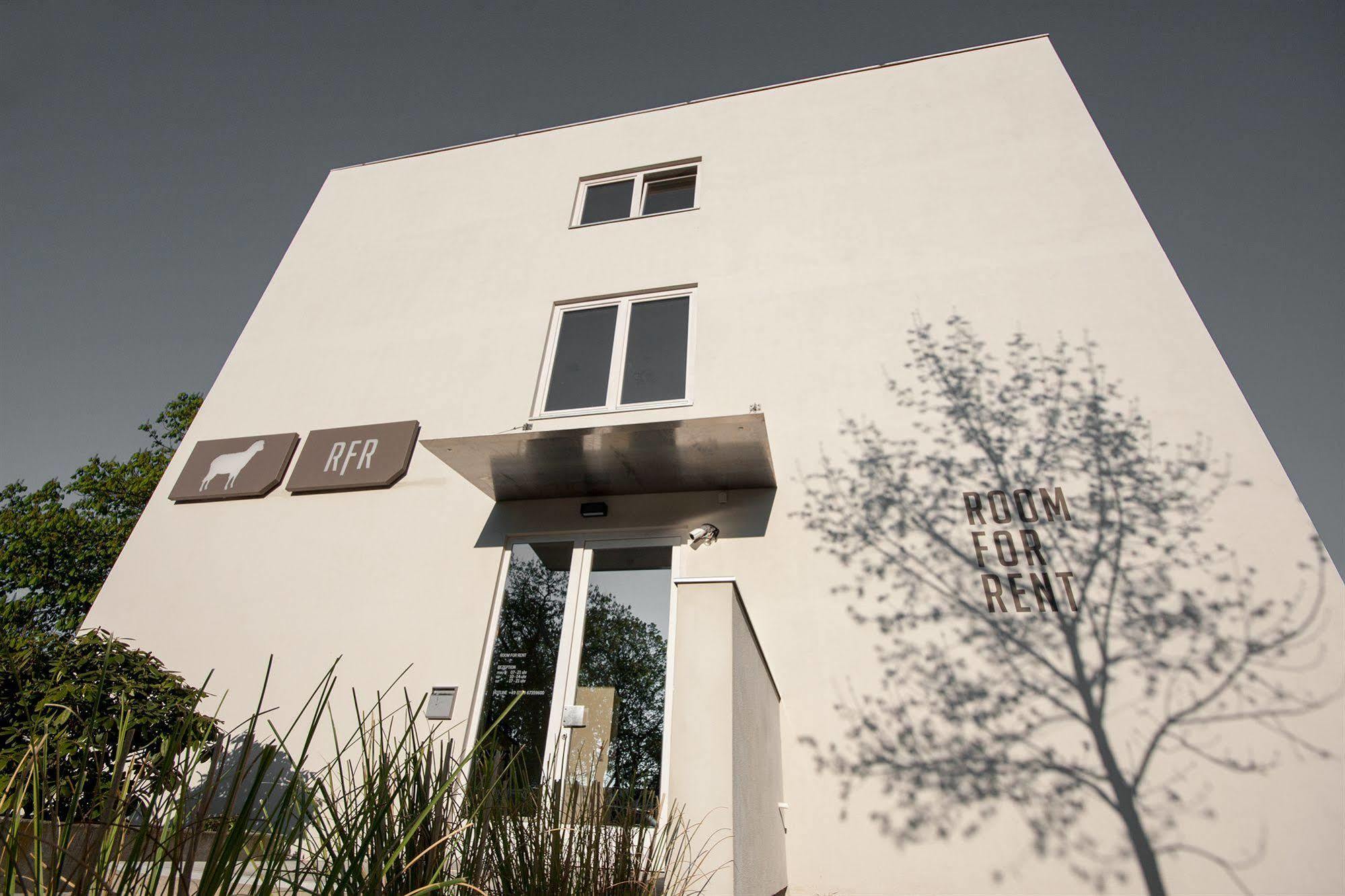 Room For Rent Unterhaching Exterior foto
